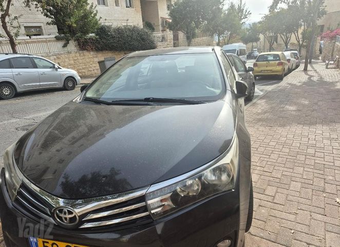 מודעת רכב טויוטה קורולה