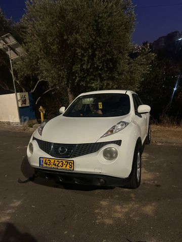 ניסאן ג'וק