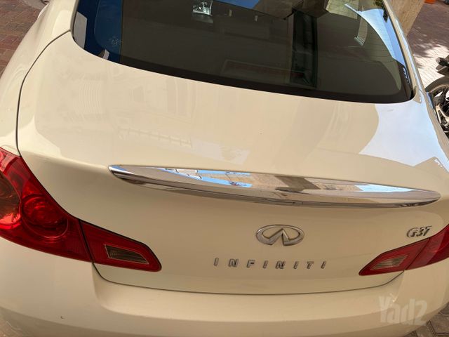 אינפיניטי G37