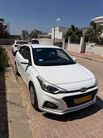 יונדאי i20