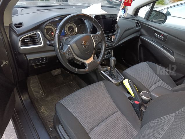 סוזוקי S-Cross