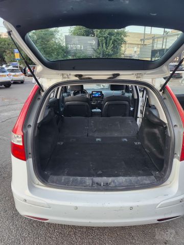 יונדאי i30