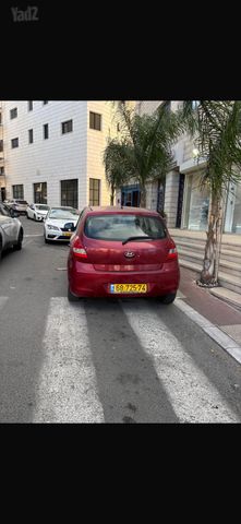 יונדאי i20