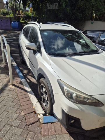 מודעת רכב סובארו XV