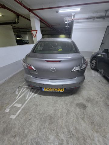 מאזדה 3