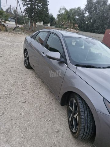 יונדאי אלנטרה