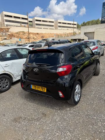 יונדאי i10