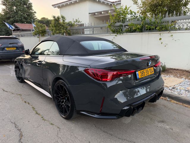 ב מ וו M4