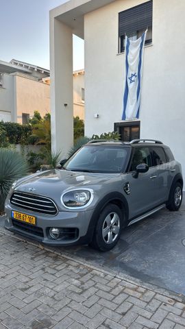 מודעת רכב מיני קאנטרימן