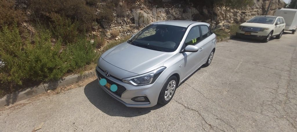 יונדאי i20