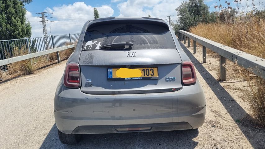 מודעת רכב פיאט 500E