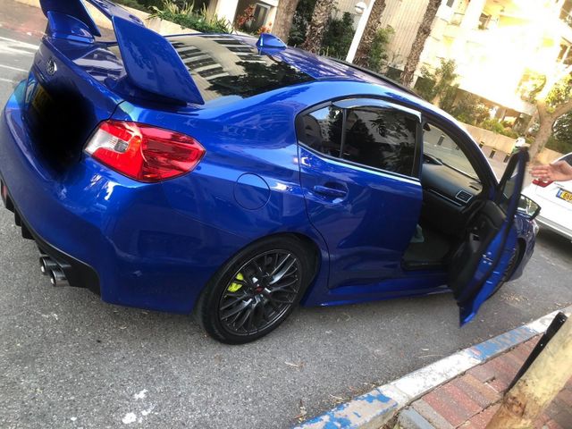 סובארו WRX