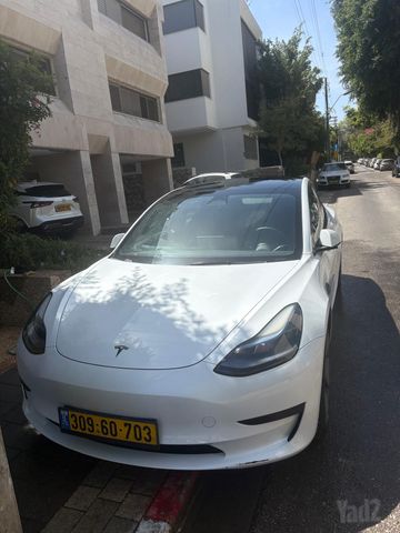 טסלה מודל 3