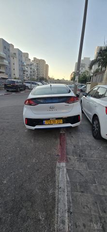 מודעת רכב יונדאי איוניק