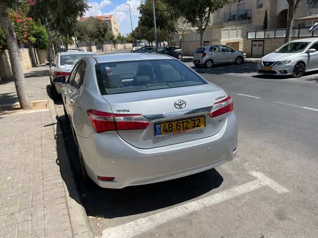 טויוטה קורולה