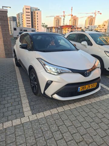 טויוטה C-HR