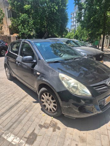 יונדאי i20