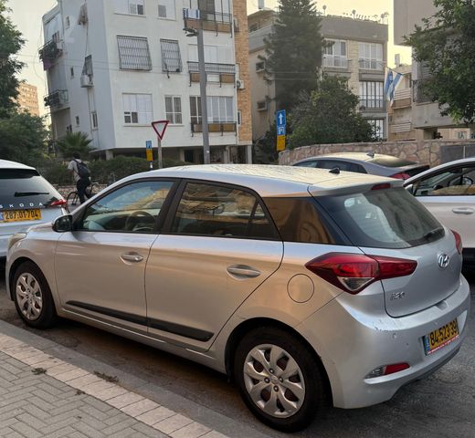 יונדאי i20