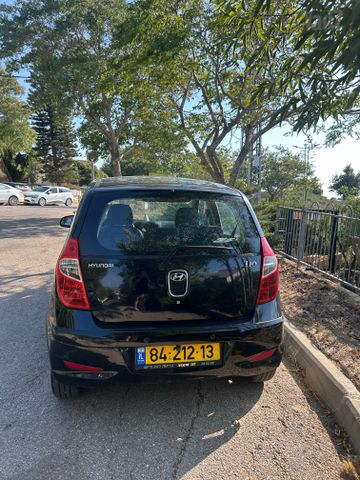 יונדאי i10