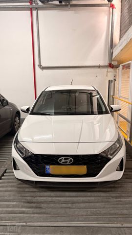 יונדאי i20