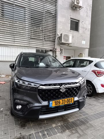 סוזוקי S-Cross