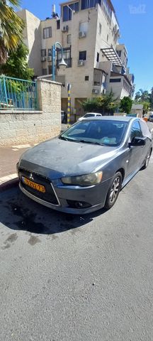 מיצובישי לנסר