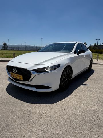 מאזדה 3