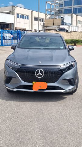 מודעת רכב מרצדס-בנץ EQS SUV