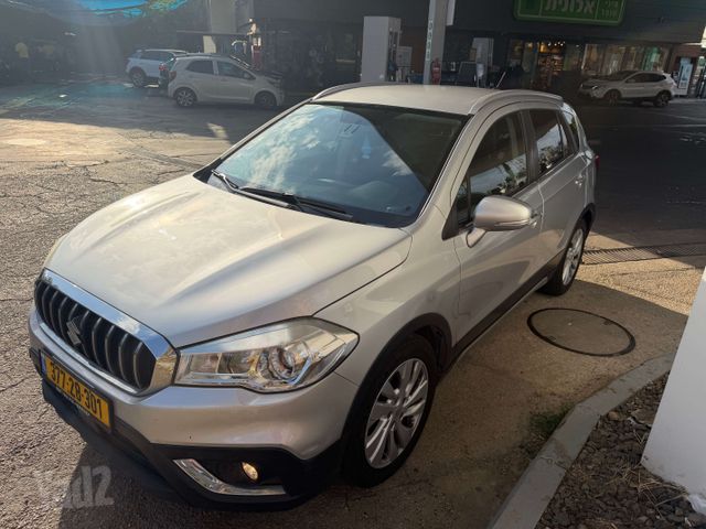 סוזוקי קרוסאובר
