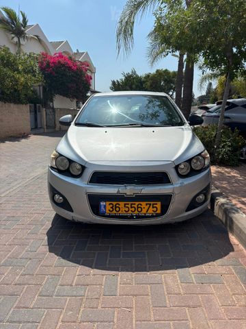 שברולט סוניק