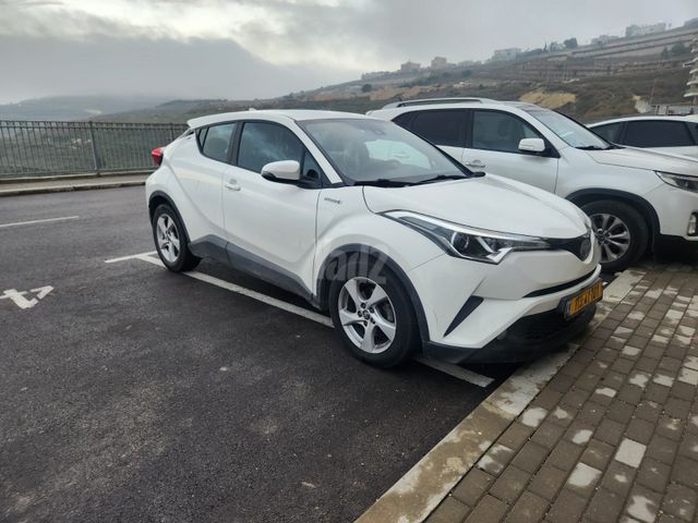 טויוטה C-HR