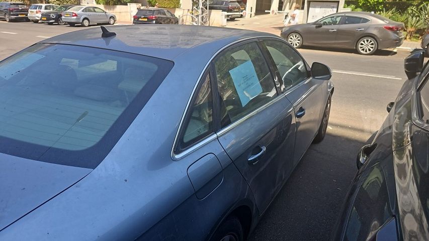 אאודי A4