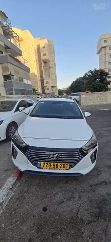 יונדאי איוניק