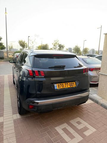פיג'ו 3008