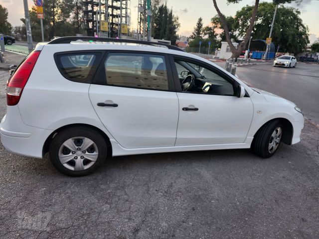 מודעת רכב יונדאי i30