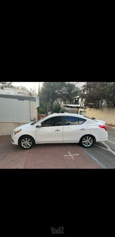 ניסאן אלמרה