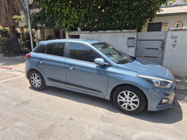 מודעת רכב יונדאי i20