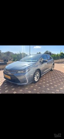 טויוטה קורולה