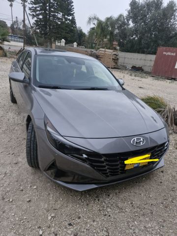 יונדאי אלנטרה