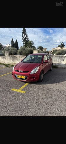 יונדאי i20