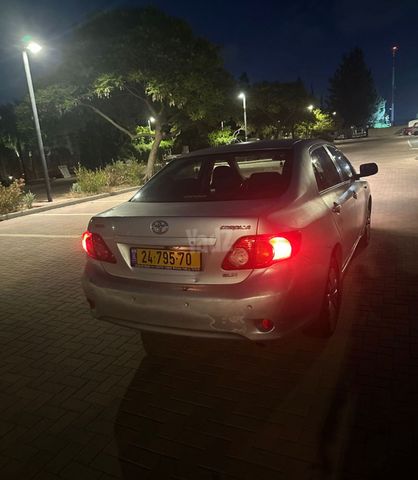 טויוטה קורולה