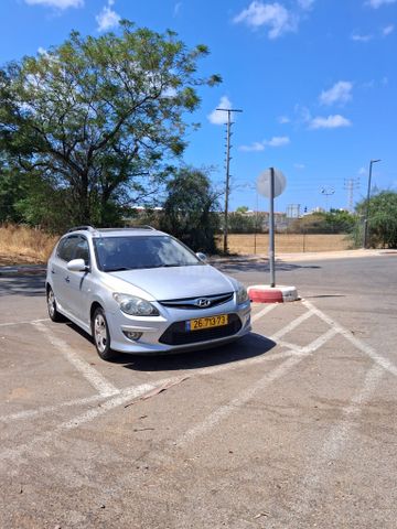 יונדאי i30