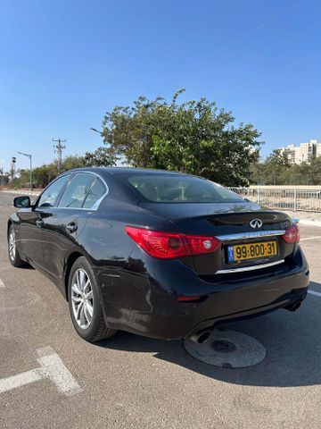 אינפיניטי Q50