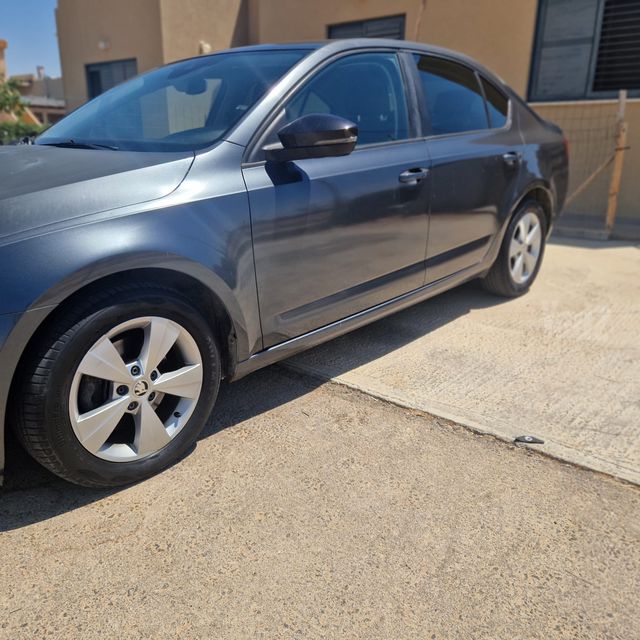 סקודה אוקטביה