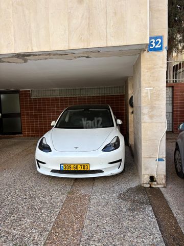 טסלה מודל 3