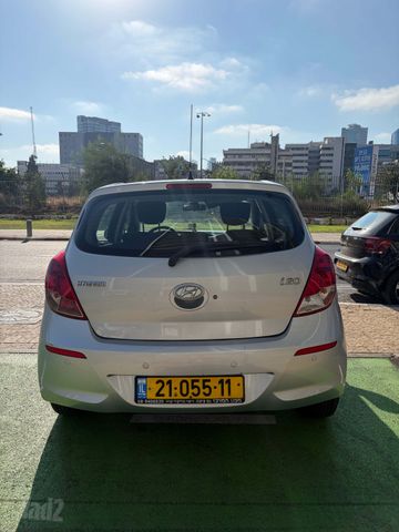 יונדאי i20