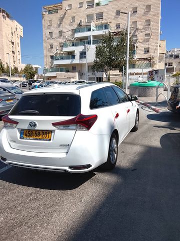 טויוטה אוריס