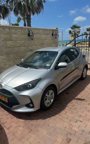 טויוטה יאריס