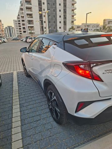 טויוטה C-HR