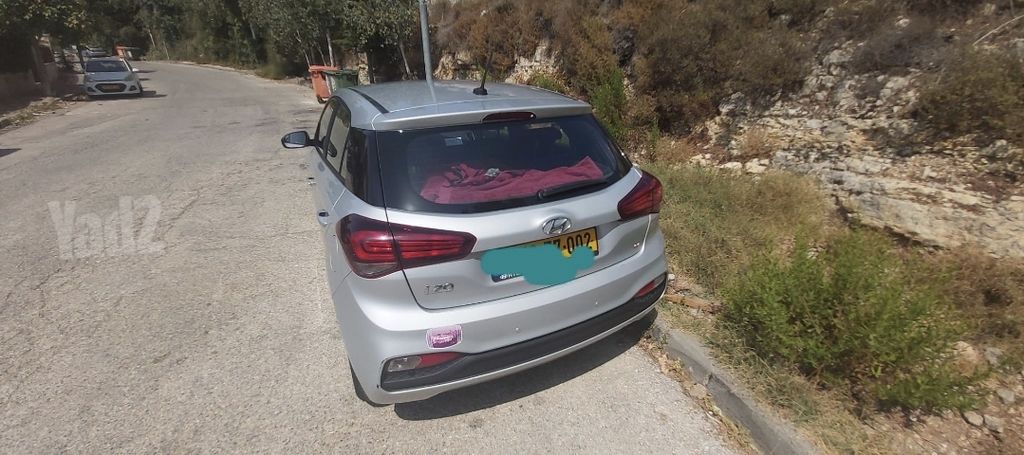 יונדאי i20